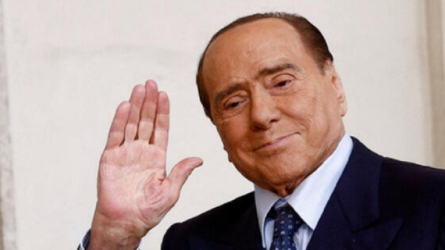 L'ancien Premier ministre Silvio Berlusconi repr&eacute;sente beaucoup en Italie. (Screenshoot Twitter @Reuters)
