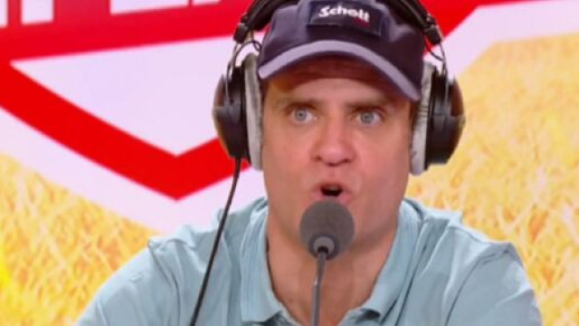 J&eacute;r&ocirc;me Rothen sur RMC (capture Twitter Rothen s'enflamme)