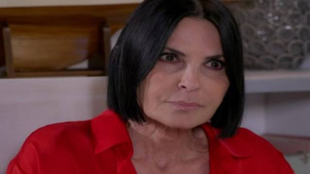 Un posto al sole, anticipazioni: Marina prende una decisione drastica.