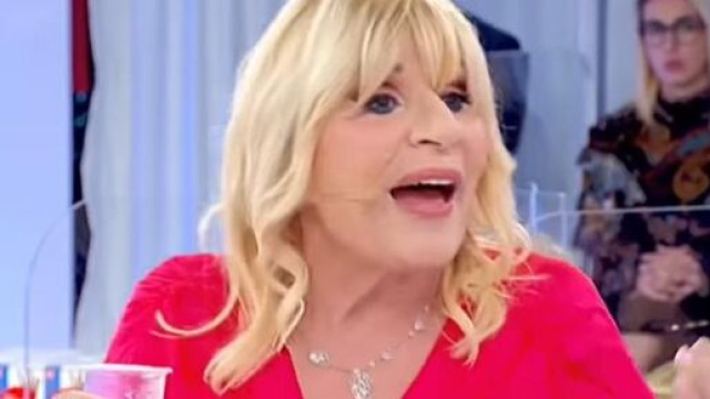 Uomini e donne, spoiler ultime puntate: Gemma offesa da Elio, Nicole spiazza Andrea.