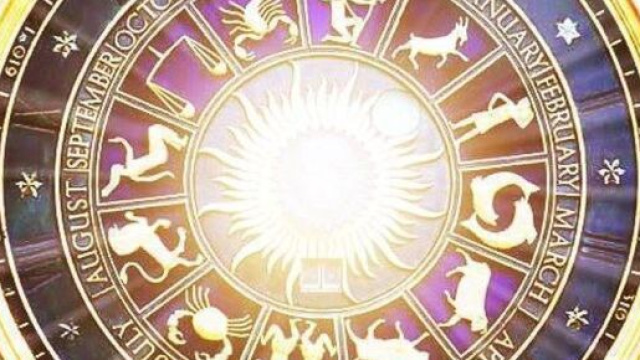 L'oroscopo di sabato 20 maggio: Plutone inizia un nuovo percorso in Acquario.