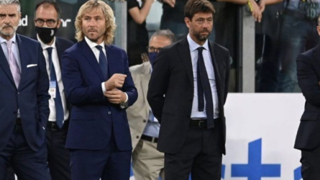 Nella foto l'ex dirigenza della Juve.