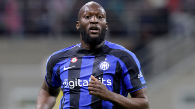 L'Inter potrebbe rinnovare Dzeko e Bastoni e sondare Berardi: Napoli, idea Lukaku.
