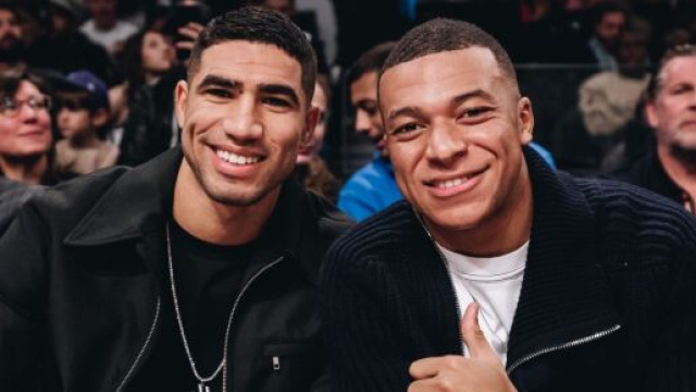 Hakimi et Mbapp&eacute; tr&egrave;s proches dans la vie. (screenshot Twitter - @lasource75006)