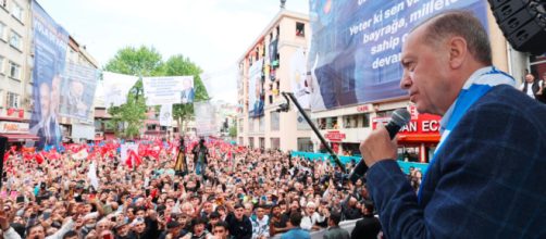 Erdogan lleva m&aacute;s de dos d&eacute;cadas gobernando Turqu&iacute;a (Twitter, RTErdogan)