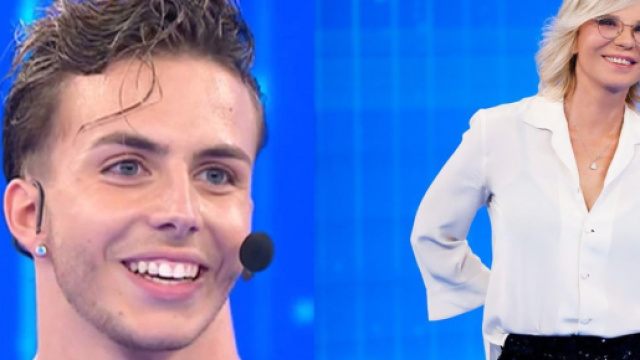 Amici 22, Mattia dice s&igrave; al futuro da ballerino professionista: 'Mi farebbe molto piacere'.
