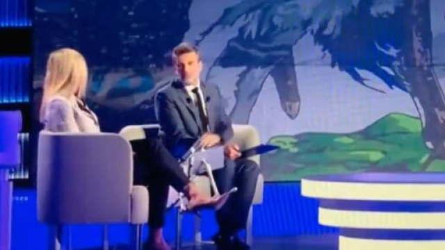 Herv&eacute; Mathoux avec Laure Boulleau sur le plateau du CCC. (screenshot Twitter - @HRivayrand)