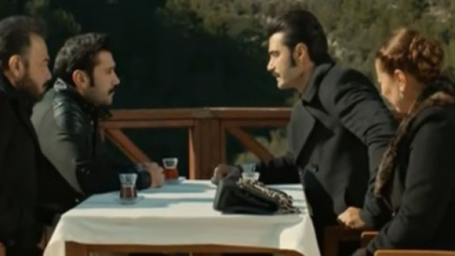 Terra amara, spoiler puntate 20 e 21/5: Hunkar e Fekeli riuniscono le loro famiglie.