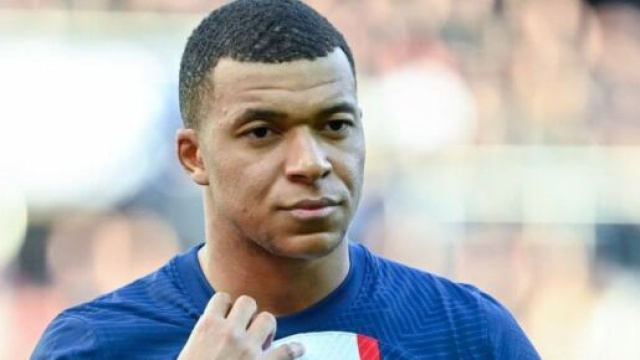 Mbapp&eacute; et le PSG dans une passe difficile depuis 2023. (screenshot Twitter - @ghali_rm15)