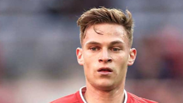 Les Blaugranes et les Gunners tr&egrave;s int&eacute;ress&eacute;s par le milieu de terrain du Bayern Munich Joshua Kimmich. Twitter@centregoals
