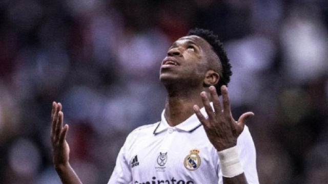 Vinicius Jr. fait la une de l'actualit&eacute; (Screenshoot Twitter @FranceRMCF)