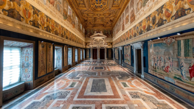 Quirinale, bardo di concorso per assistenti diplomati.