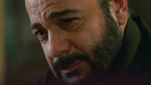 Terra amara, spoiler Turchia: Ali Rahmet disperato per la morte di Hunkar.