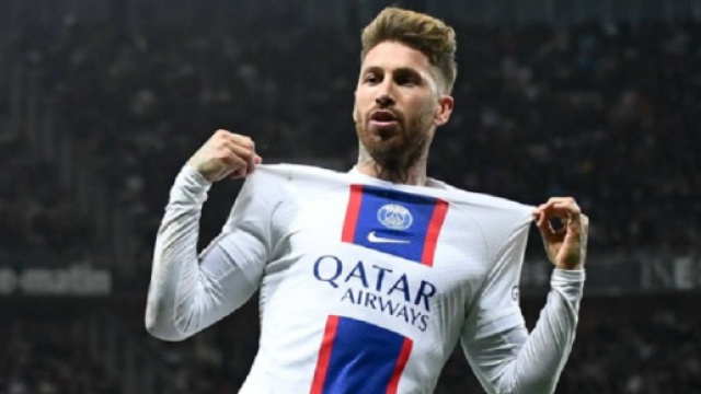 Sergio Ramos n'a pas encore prolong&eacute; son contrat avec le PSG (Screenshoot Twitter @ActuFoot_)