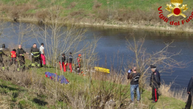 Treviso, cadavere ritrovato nel Piave: la donna sarebbe stata uccisa.