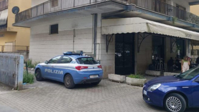 Cassino, 34enne uccisa in casa con decine di coltellate - zazoom.it