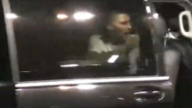 Marco Verratti dans le van du PSG sur le parking de la Meinau (capture Twitter @RMCsport)