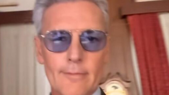 Il Paradiso delle signore, Roberto Farnesi mostra un video dal set.