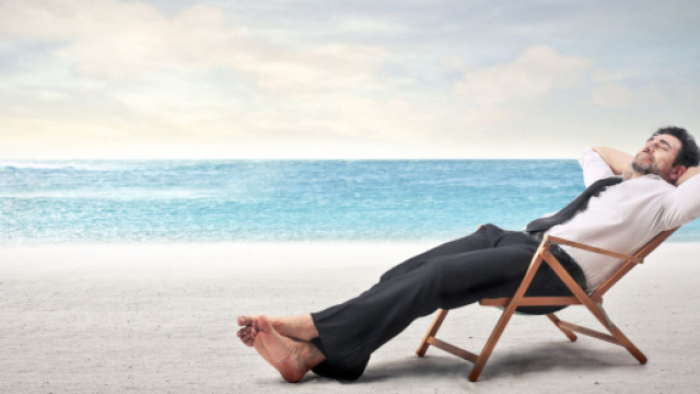 Tristezza, come superarla: risveglia i sensi e usa l'immaginazione positiva.