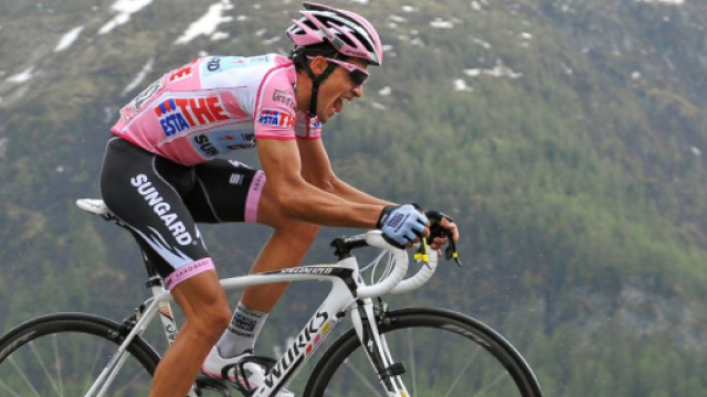 Ciclismo, l'ex campione Alberto Contador