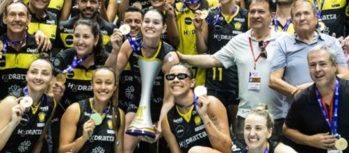 Praia Clube conquista bicampeonato da Superliga Feminina (Reprodu&ccedil;&atilde;o/instagram/@praiaclubeoficial)