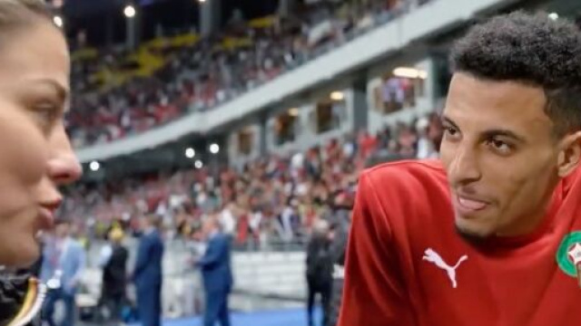 Azzedine Ounahi et Laure Boulleau apr&egrave;s la rencontre entre le Br&eacute;sil et le Maroc &agrave; Tanger. (screenshot Twitter - @CanalplusFoot)