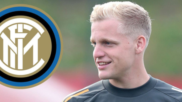 Inter, nel mirino ci sarebbe Van De Beek: il Barcellona vorrebbe Amrabat.