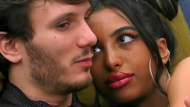 Manuel e Lul&ugrave; sarebbero ancora una coppia secondo gli esperti di gossip.