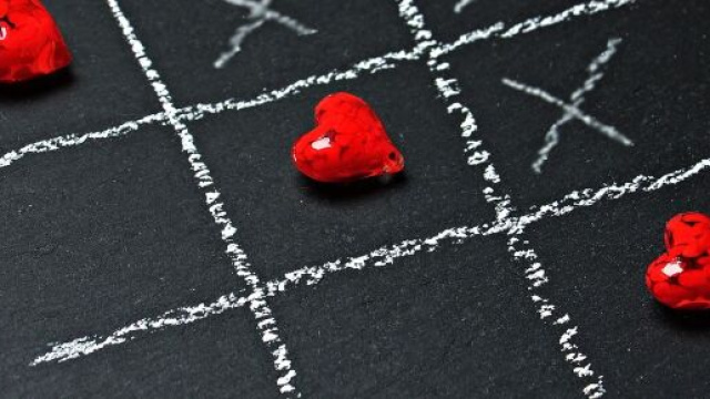 Oroscopo dell'11 giugno sull'amore, pagelle: Capricorno e Acquario voto 6.