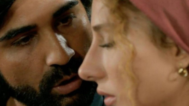 Terra amara, Rasit chiede a Fadik di sposarlo.
