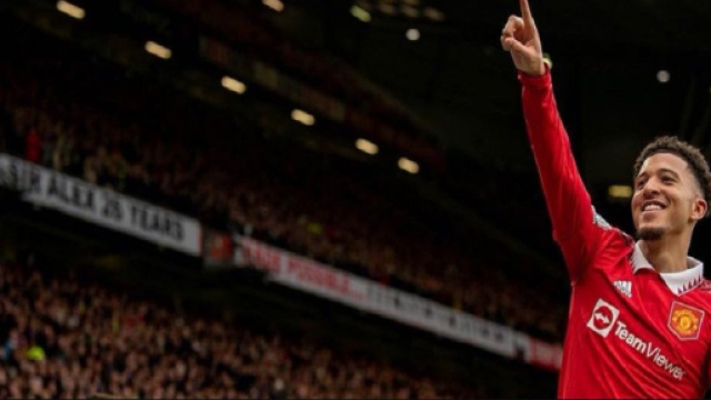 L'ailier de Manchester United, Jadon Sancho, suscite l'int&eacute;r&ecirc;t du PSG (Screenshoot Twitter @@Sanchooo10)