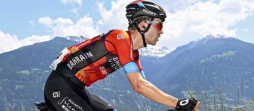 El ciclista se encontraba hospitalizado en el Hospital de Chur (Twitter/@BHRVictorious)