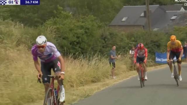 Ciclismo, Mathieu Van der Poel all'attacco al Giro del Belgio.