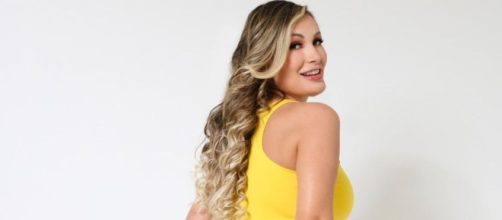 Andressa Urach anuncia volta &agrave; boate Gruta Azul (Reprodu&ccedil;&atilde;o/Instagram/@andressaurachoficial/@studiomodels_oficial)