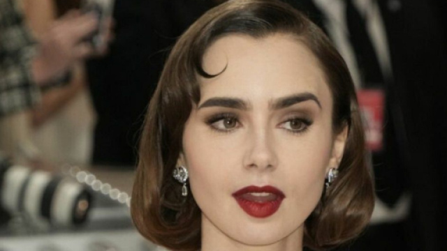 Lily Collins, l'actrice principale de Emily in Paris (Screenshoot Twitter @20minutesCult)