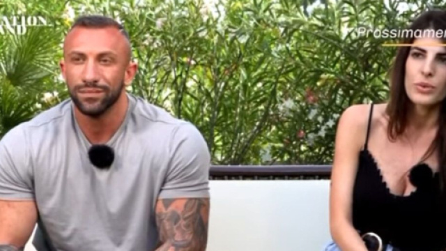 Temptation Island, cast con 14 concorrenti: tra loro i 'litigiosi' Daniele e Vittoria.