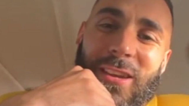 Karim Benzema dans son jet (capture Twitter @ittihad)