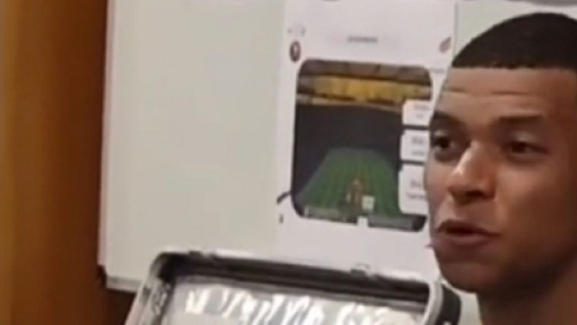 Kylian Mbapp&eacute; contre la Gr&egrave;ce (capture TikTok @equipedefrancefootball)