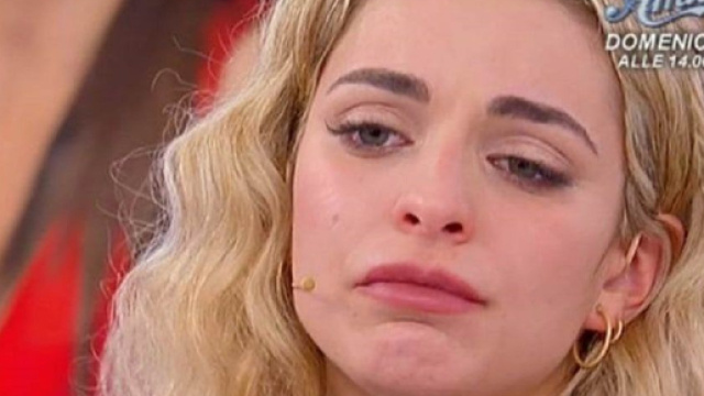 Uomini e donne, retroscena cast settembre: Carola in lizza come tronista, Armando rischia.