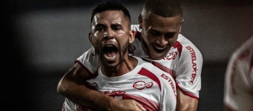 CRB chegou a virar, mas cedeu o empate (Reprodu&ccedil;&atilde;o/Twitter/@CRBoficial)