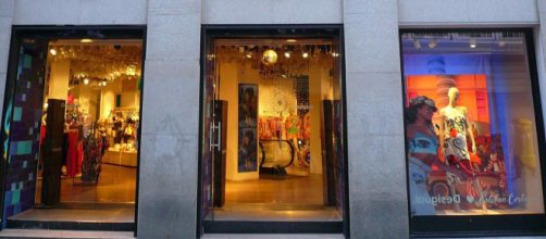 La oferta de la tienda forma parte de la campa&ntilde;a de rebajas que comienza (Zarateman/Wikimedia Commons)