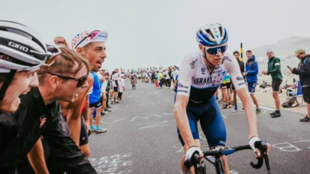 Ciclismo, Chris Froome &egrave; stato escluso dal Tour de France.