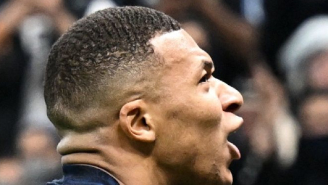 Le Real Madrid et le PSG aurait trouv&eacute; un accord pour le transfert de Kylian Mbapp&eacute; (Screenshoot Twitter @ActuFoot_)