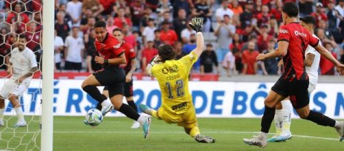 Vitor Roque faz o gol que definiu o jogo (Reprodu&ccedil;&atilde;o/Twitter/@AthleticoPR)