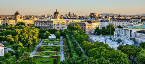 4 parchi di Vienna ideali per chi ama l'arte: dai Giardini Belvedere al Volksgarten