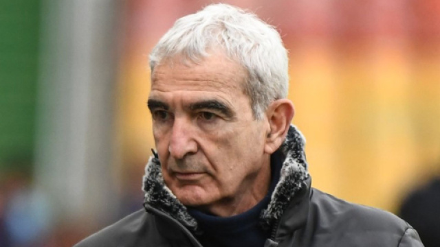 Raymond Domenech a donn&eacute; sa v&eacute;rit&eacute; sur sa brouille avec Nicolas Anelka. (screenshot Twitter - @le10sport)
