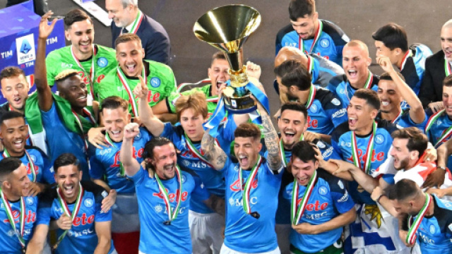 Napoli-Samp: 2-0. Festa Scudetto per i partenopei