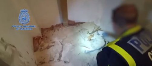 El cuerpo se encontraba en condiciones de 'saponificaci&oacute;n' (Twitter/Policia)