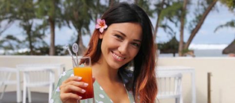 Love Island : 'Je tremble, mon Dieu', Delphine Wespiser en panique sur le tournage