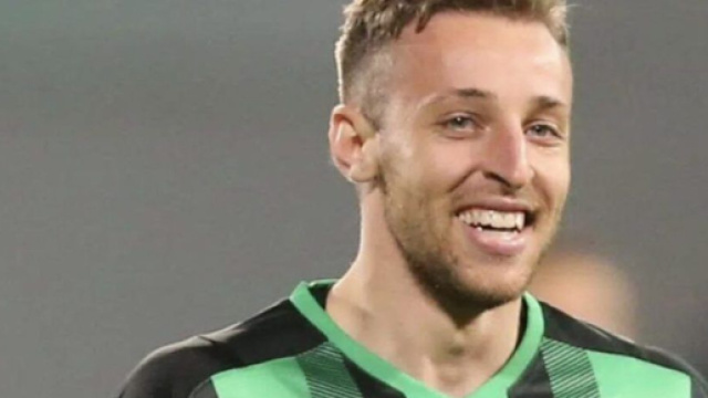 La Juventus avrebbe offerto 30 milioni di euro per il cartellino di Davide Frattesi.
